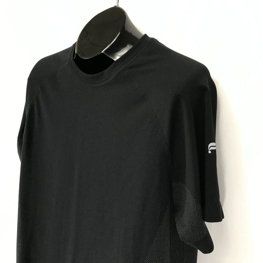 Fabletics Crew Neck Performance T-Shirt Men's Lar… - image 4